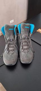 wandelschoenen nieuwe lowas voor een leuk bod vraag prijs 50, Ophalen, Nieuw, Schoenen