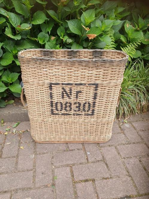Oude rieten mortier mand/rieten mortier korf/munitie mand, Verzamelen, Militaria | Tweede Wereldoorlog, Overige soorten, Overige typen
