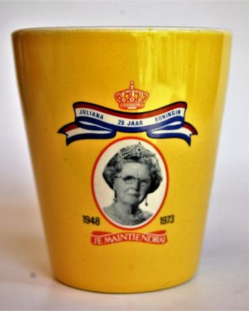 Beker Kon. Huis. beschikbaar voor biedingen