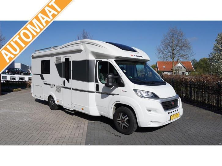 Adria Matrix Plus 670 SLT Autom./ Airco/ EP Level/ 5zitpl., Caravans en Kamperen, Campers, Bedrijf, tot en met 5, Half-integraal