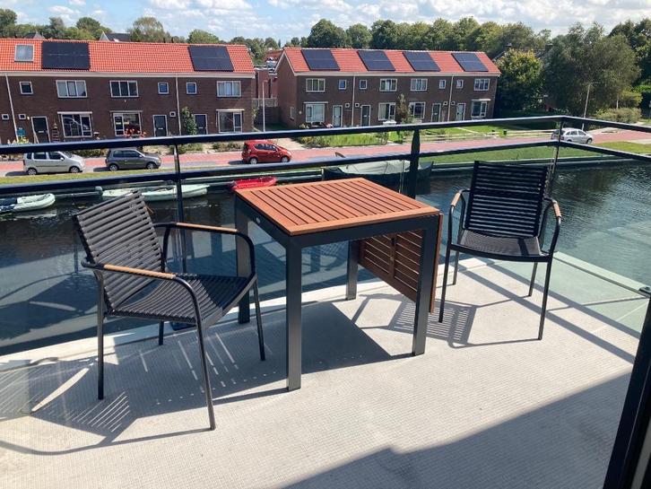 Balkon of tuintafel + stoelen, Tuin en Terras, Tuintafels, Gebruikt, Rechthoekig, Hout, Ophalen