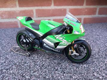 Kawasaki ZX-RR #17 Randy De Puniet  MotoGP  2006. 1/12 beschikbaar voor biedingen