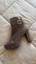 Unisa laarsje met hak maat 36, Lage of Enkellaarzen, Ophalen of Verzenden, Zo goed als nieuw, Grijs