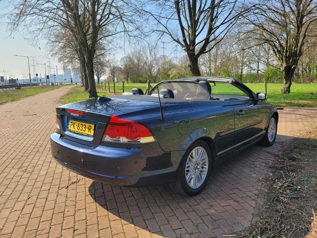 Volvo C70 2.4 momentum 2007 Blauw , Mooie auto!!, Voorwielaandrijving, C70, Cabriolet, Particulier