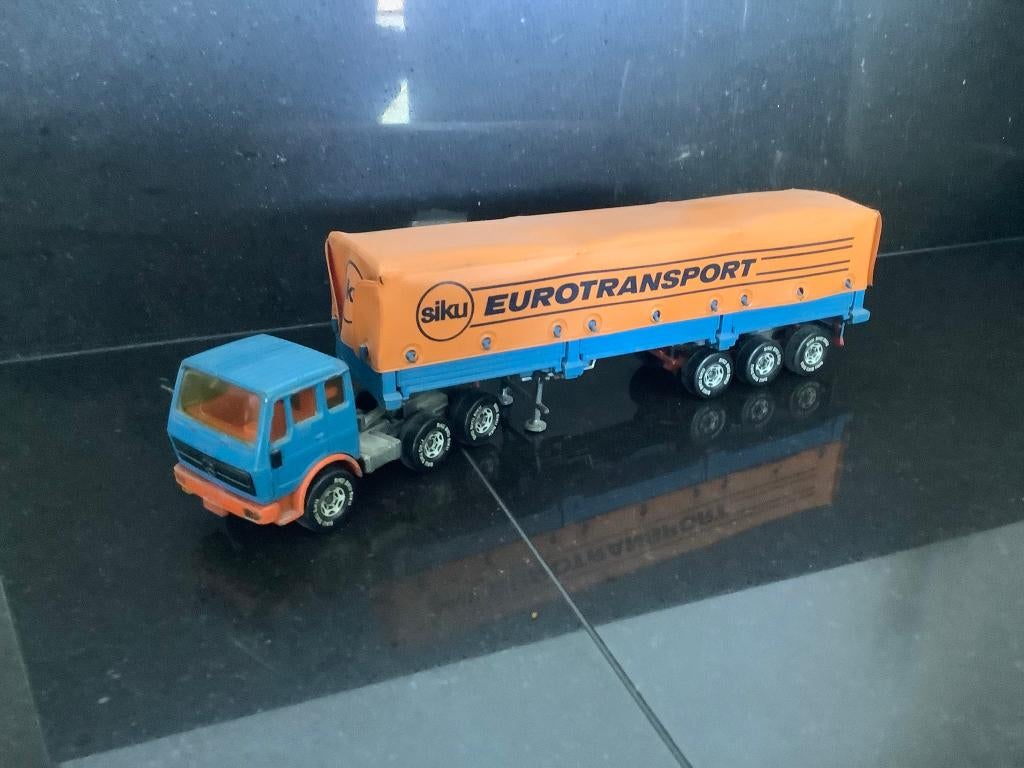 Siku Mercedes Benz modelauto, Hobby en Vrije tijd, Modelauto's | Overige schalen, Ophalen of Verzenden, Zo goed als nieuw, Auto