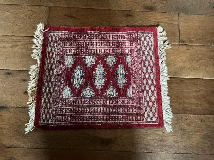 Oud Perzisch kleedje ❤️ 58 x 52 cm, Antiek en Kunst, Antiek | Kleden en Textiel, Ophalen of Verzenden