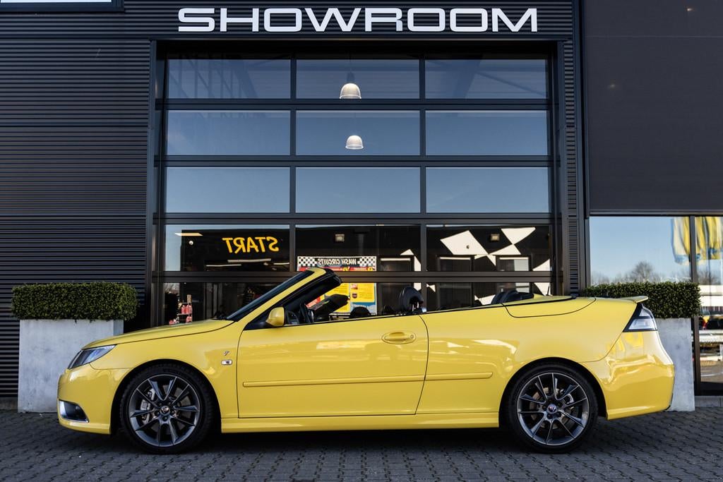 Saab 9-3 Cabrio 2.0T Aero, Monte Carlo Yellow, Memory, Hirsc, 1998 cc, Gebruikt, Zwart, Cabriolet
