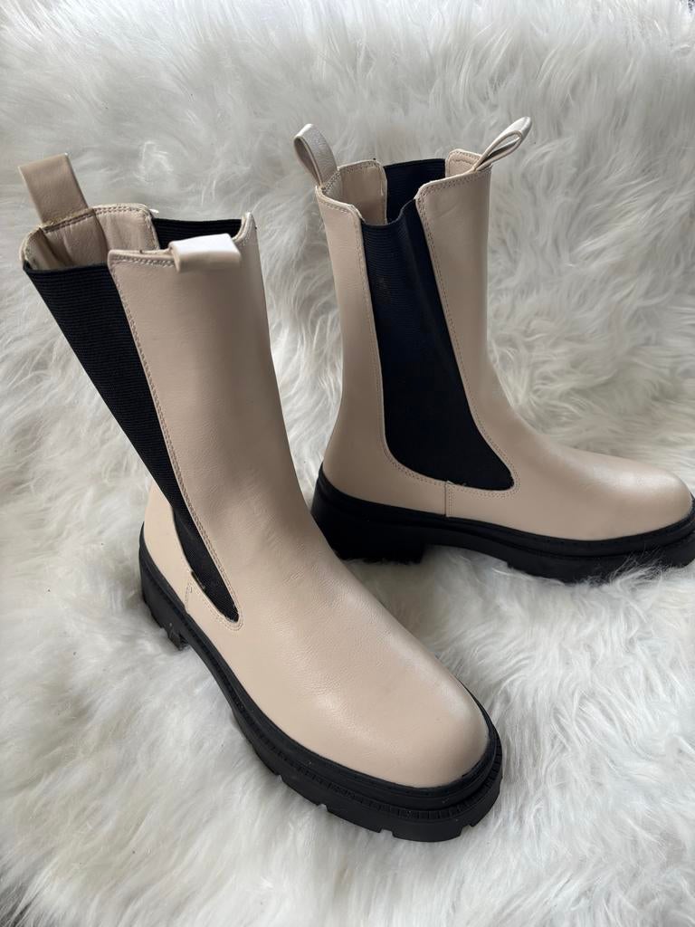 Primark Schoenen - Eenmaal gedragen, helaas te klein, Beige, Lage of Enkellaarzen, Ophalen of Verzenden, Zo goed als nieuw