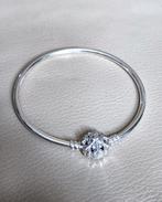 NIEUW!! Zilveren 925 PANDORA armband / slavenarmband/ bangle, Sieraden, Tassen en Uiterlijk, Armbanden, Ophalen, Nieuw, Met bedels of kralen