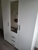 Witte kledingkast (vellerup) 151x200 met hang, leg en lades, Huis en Inrichting, Kasten | Kledingkasten, Ophalen, Zo goed als nieuw