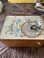 Antieke victoriaanse Houten Speeldoos dansende kinderen, Ophalen of Verzenden