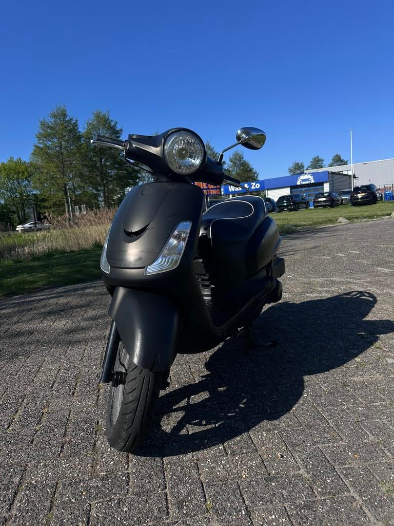 Sym fiddle 2 brom - 125cc met 180cc cilinder, Ophalen, Zo goed als nieuw, Benzine, Fiddle