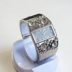 Sierlijke dames armband met kristallen ingebouwd horloge., Sieraden, Tassen en Uiterlijk, Armbanden, Ophalen of Verzenden, Nieuw