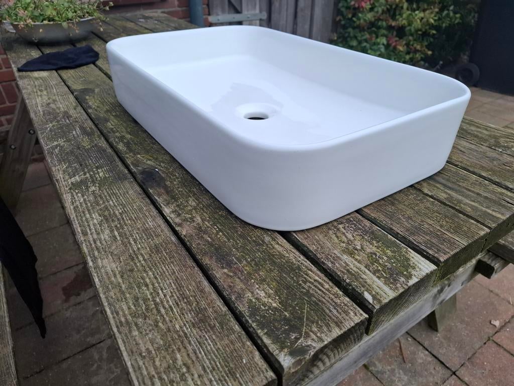 Nieuwe mat witte opzetwastafel – strak design, Doe-het-zelf en Verbouw, Ophalen, Nieuw, Steen, Wastafel