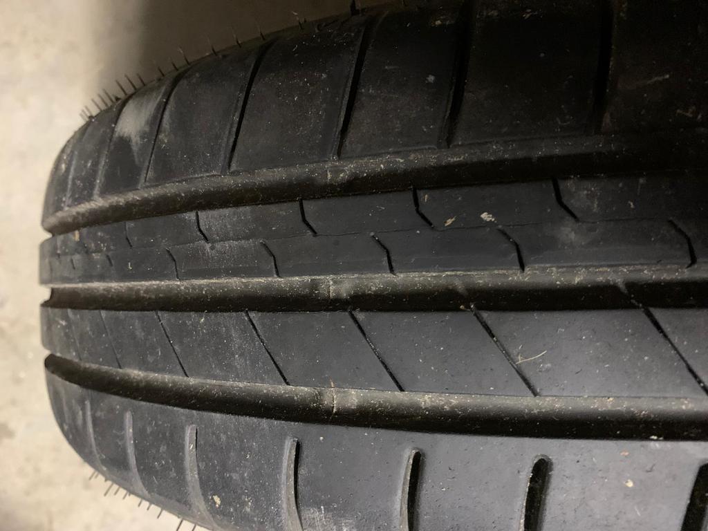 Toyota Yaris zomerbanden, Ophalen, Zo goed als nieuw