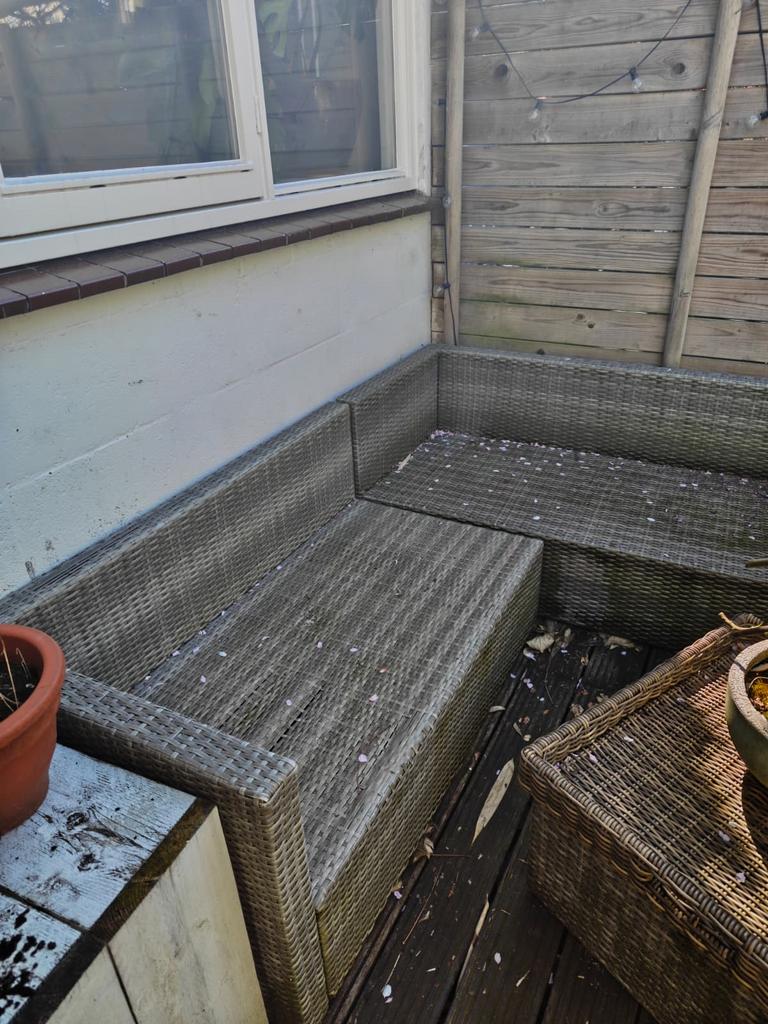 Grijze loungeset hoekbank met kussens en tafel (evt met box), Tuin en Terras, Ophalen, 5 zitplaatsen, Zo goed als nieuw, Loungeset