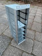 Compacte Server Rack Behuizing, Computers en Software, Serverkasten, Ophalen of Verzenden, Gebruikt, Geperforeerd