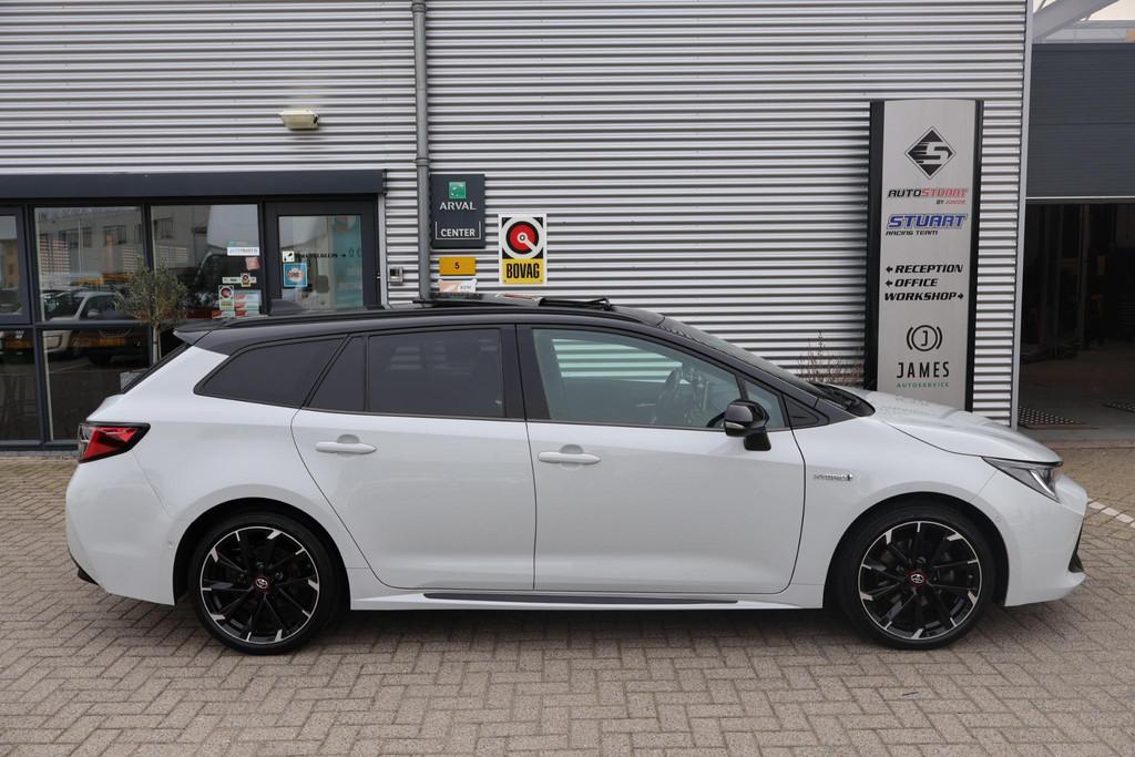Toyota Corolla Touring Sports 2.0 Hybrid GR-Sport Plus 1e Ei, Auto's, Toyota, 1345 kg, 450 kg, Gebruikt, 4 cilinders