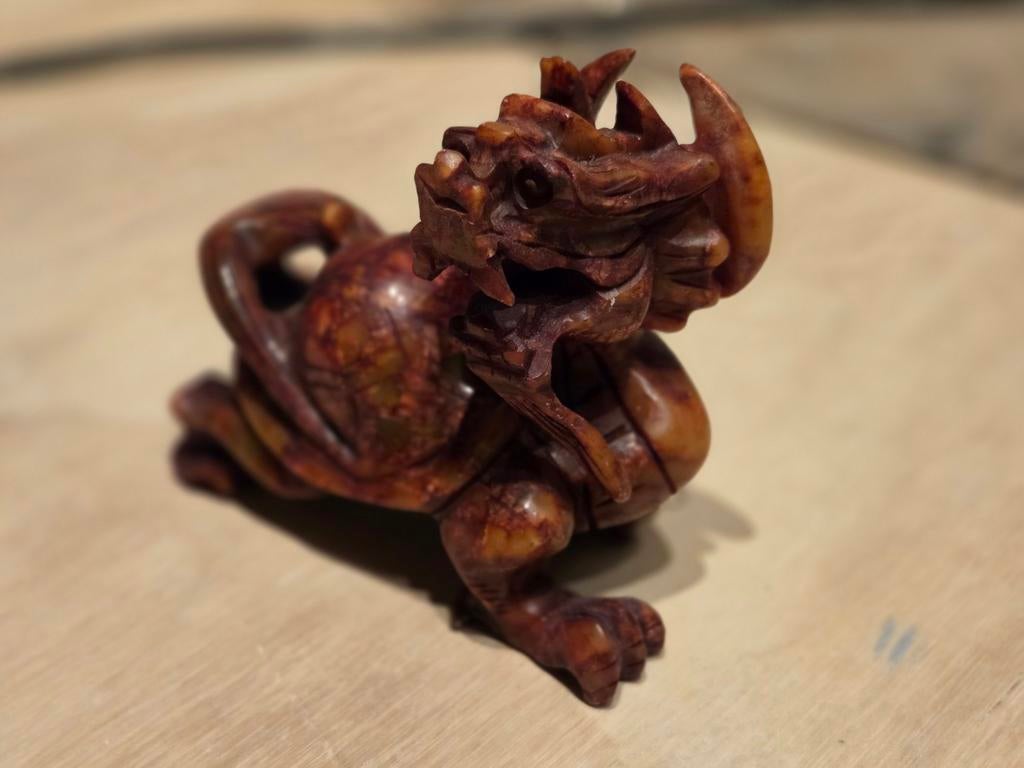 Mooie Chinese edelsteen draak., Ophalen of Verzenden