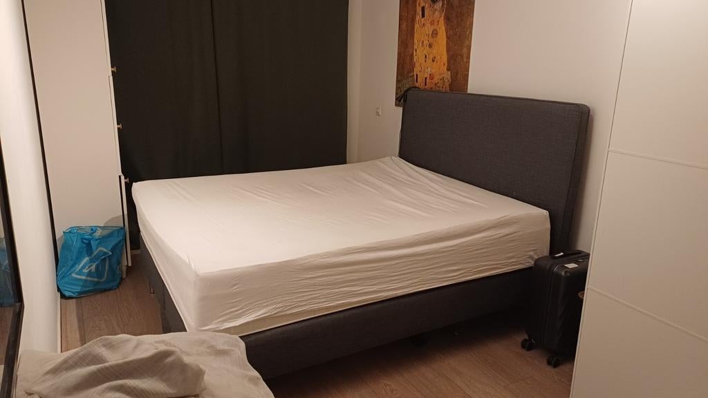 IKEA Dunvik boxspring 160x200cm met hoofdbord, Gebruikt, Tweepersoons, Ophalen of Verzenden, 200 cm