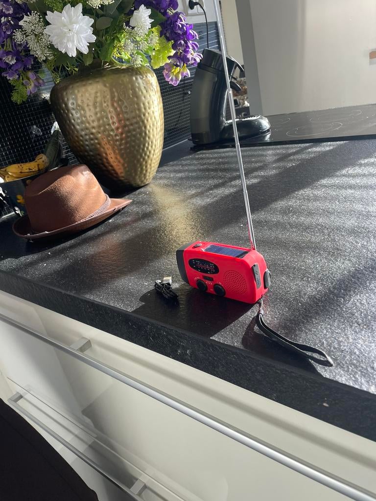 Noodradio nieuw nooit gebruikt!!, Audio, Tv en Foto, Radio's, Ophalen of Verzenden