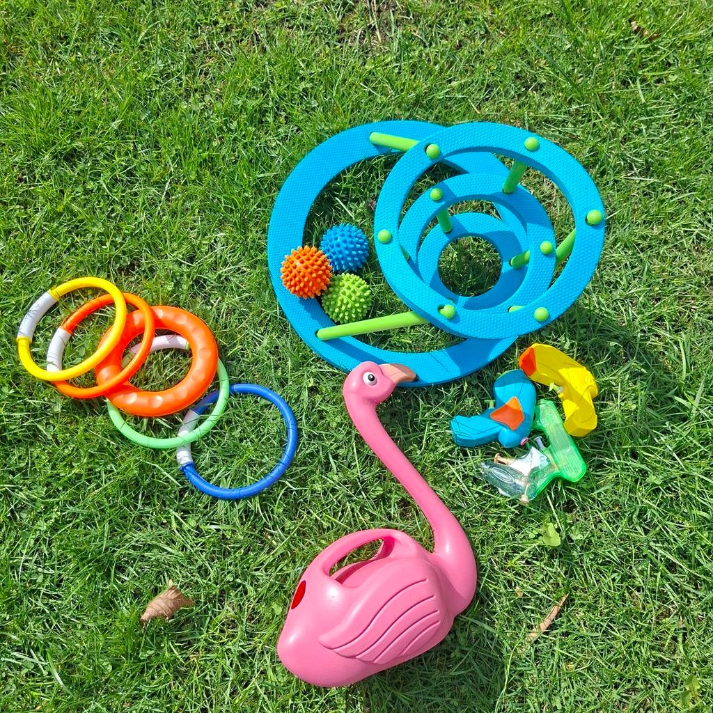 Zwembad speelgoed: flamingo gieter, ballen, duikringen, Ophalen of Verzenden, Gebruikt