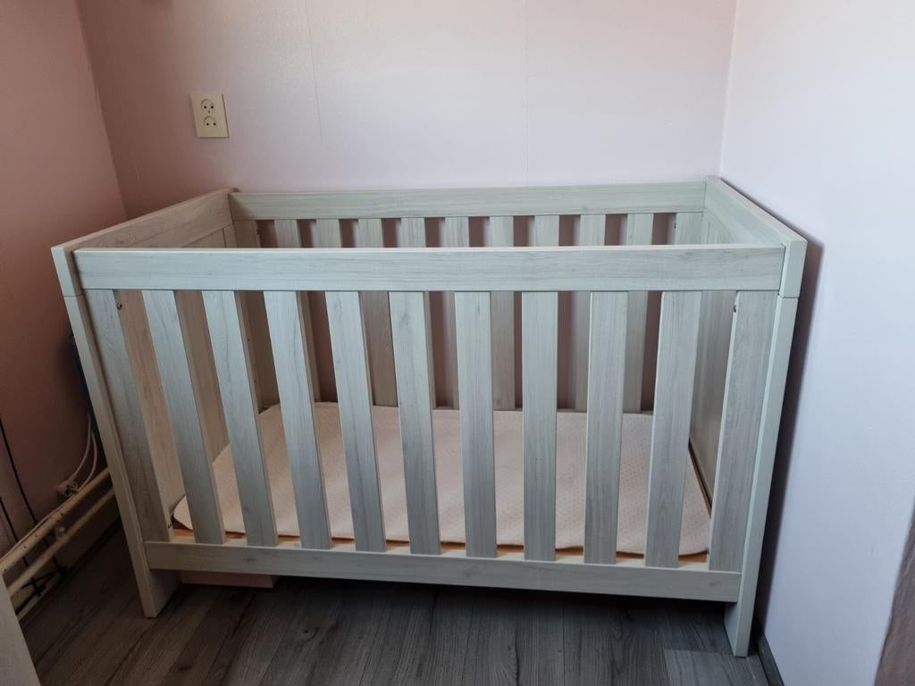 Interbaby Denver ledikant, Ophalen, Zo goed als nieuw, Ledikant