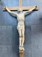 Groot Kruis met 19de eeuws Corpus (1m50), Ophalen