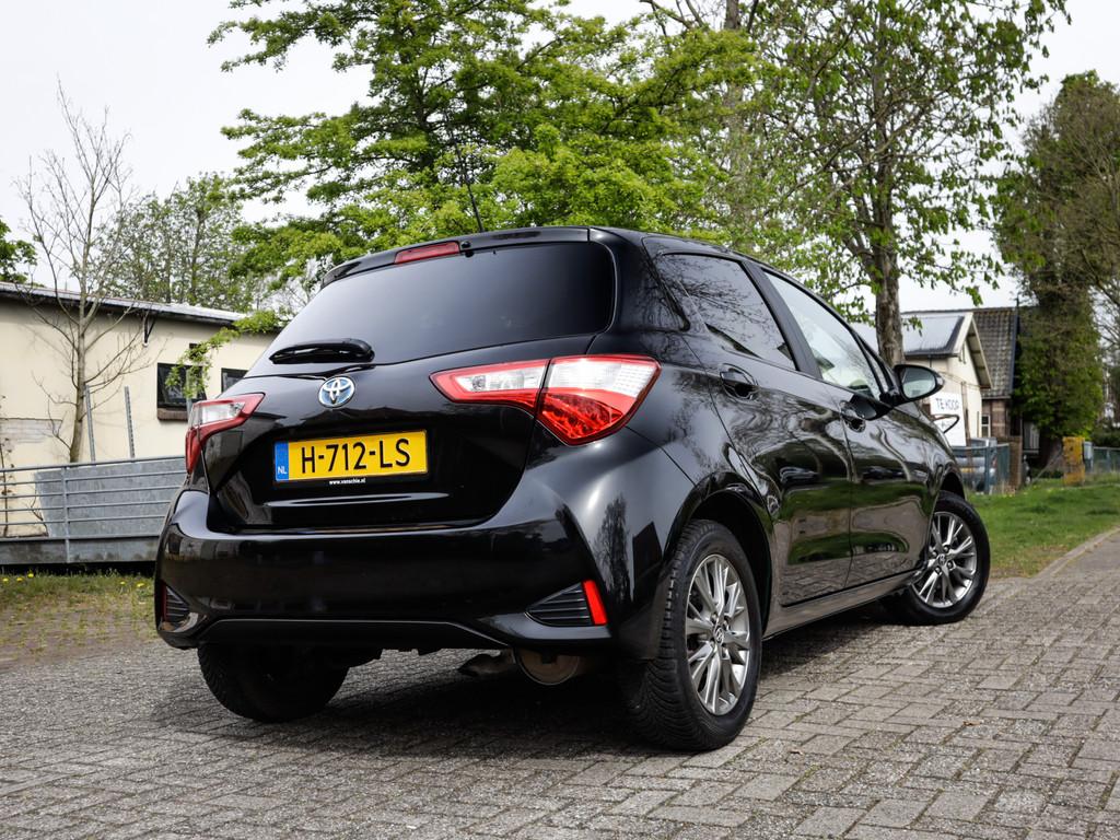 Toyota Yaris 1.5 Hybrid Dynamic 1e-Eig. & Keurig-Onderh BOVA, 12 maanden, 4 cilinders, Zwart, Origineel Nederlands