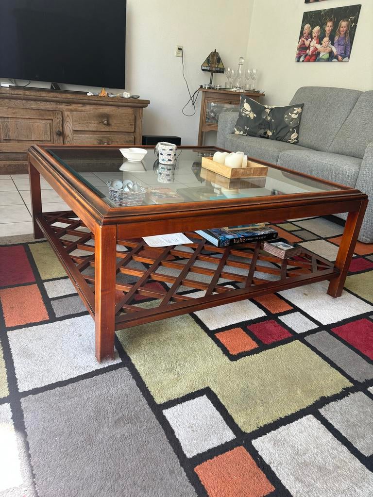 Salontafel met glazen blad en houten onderstel, Glas, Gebruikt, Vierkant, Minder dan 50 cm