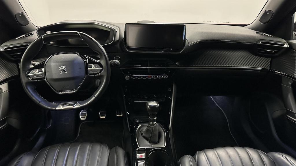 Peugeot 2008 1.2 PureTech GT Pack CAMERA LEER ECC CRUISE CAR, Auto's, Peugeot, Voorwielaandrijving, Gebruikt, 1199 cc, Met garantie (alle)