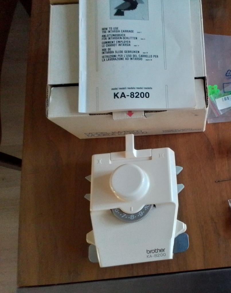 Brother Intarsia Slede KA-8200 voor 4,5 mm breimachines, Ophalen of Verzenden, Gebruikt, Overige typen