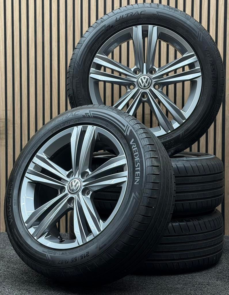 Originele 17 inch VW Passat T-Roc Sebring 5x112 Vredestein, Ophalen, 215 mm, ., Banden en Velgen