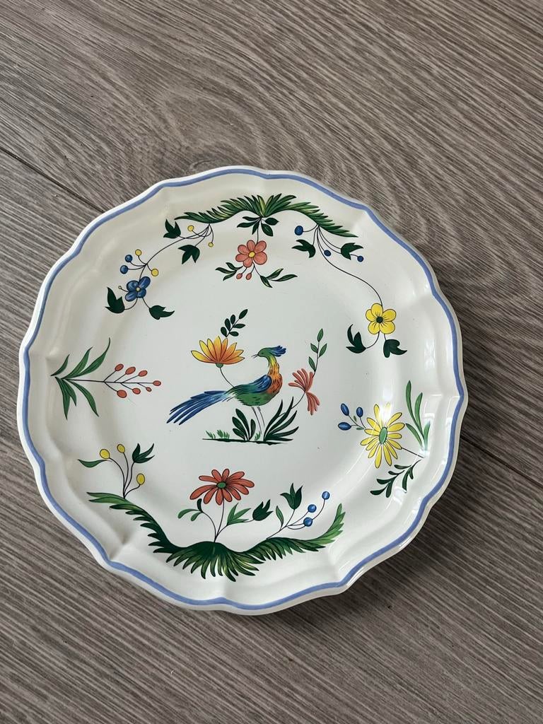 Gien ontbijtbord 'Oiseaux de Paradis' - Frans aardewerk, Ophalen of Verzenden, Zo goed als nieuw, Bord(en), Overige stijlen