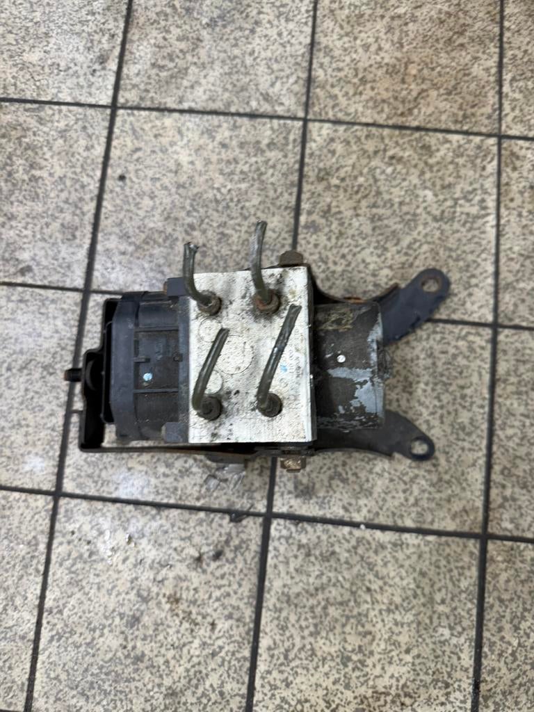 Abs Pomp Subaru Forester sf5, Ophalen, Subaru