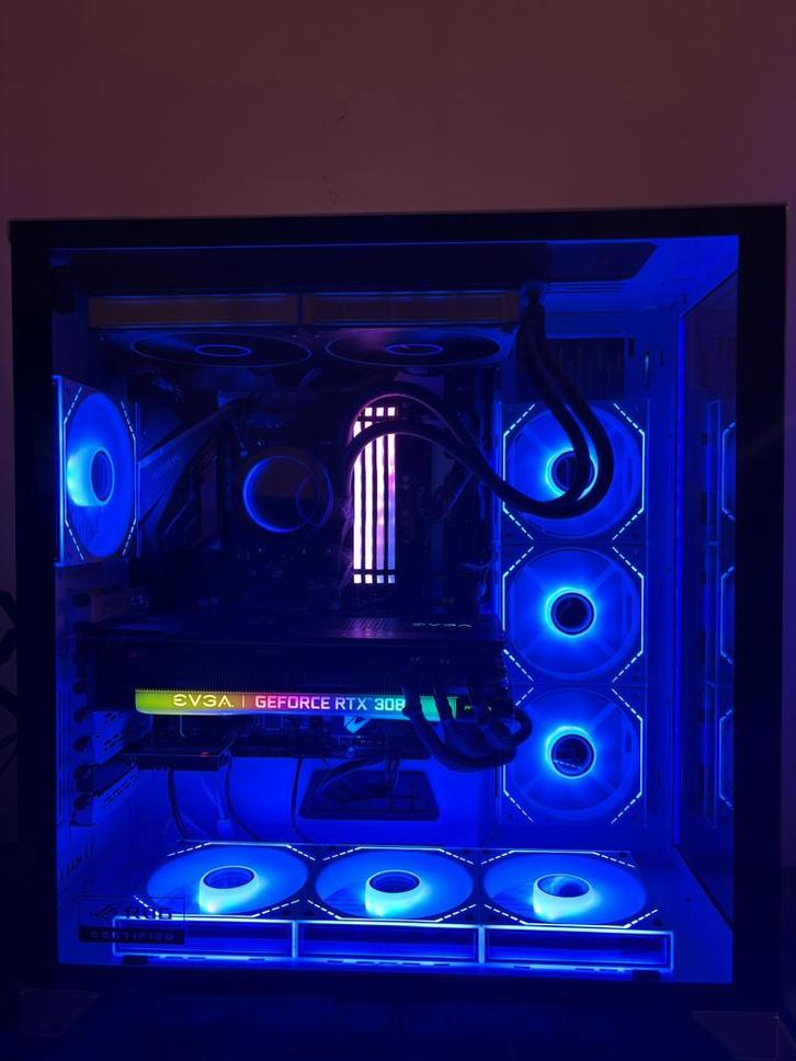 Rtx 3080 32gb ram ryzen 7, Spelcomputers en Games, Games | Pc, Zo goed als nieuw, Overige genres, 1 speler, Vanaf 12 jaar, Ophalen of Verzenden