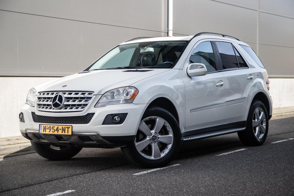 Mercedes-Benz M-klasse 350 | CarPlay | Trekhaak | Schuifdak, Automaat, Euro 5, Gebruikt, Zwart