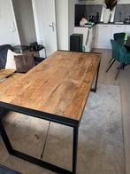 Eettafel 4 persoons met houten blad en zwart metalen onderst, Huis en Inrichting, Tafels | Eettafels, Ophalen, Gebruikt, 100 tot 150 cm