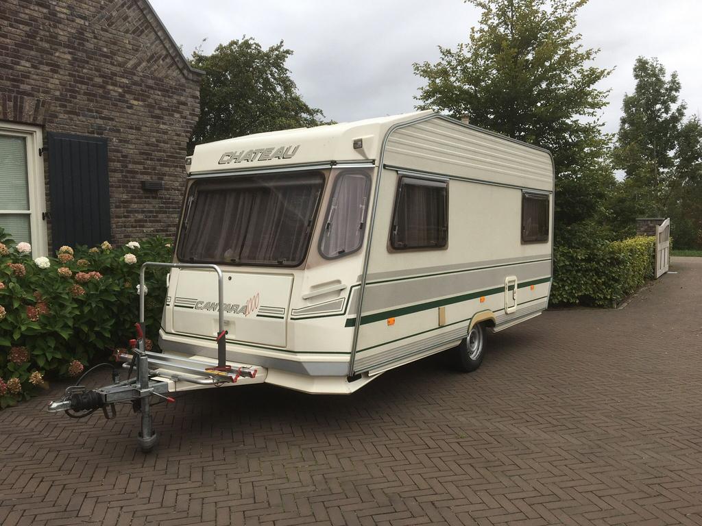 Chateau Cantara 4 persoons toercaravan compleet met voortent, Schokbreker, Particulier, 4 tot 5 meter, Tot en met 4