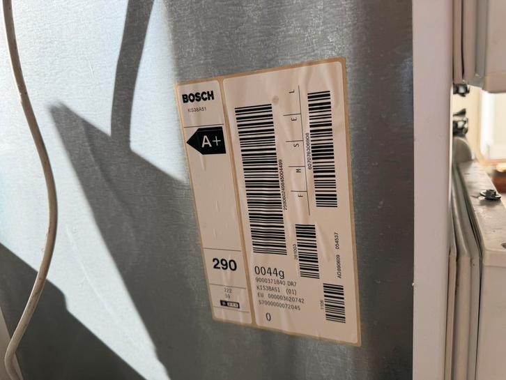 Bosch inbouw koelkast koel vries, Witgoed en Apparatuur, Koelkasten en IJskasten, Gebruikt, Met aparte vriezer, 200 liter of meer