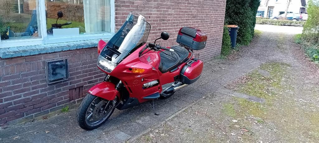 Honda Pan European ST1100, Cardan-aandrijving, 4 cilinders, Motorrijbewijs A, Gebruikt