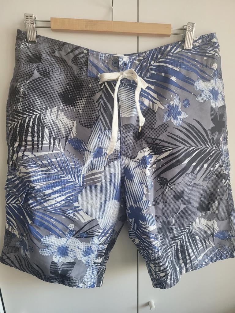 H&M Zwemshort met tropische print - Maat M, Kleding | Heren, Badmode en Zwemkleding, Ophalen of Verzenden, Maat 48/50 (M), Blauw