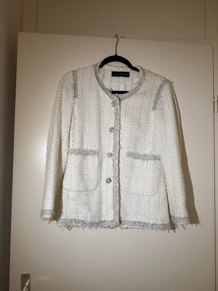 Korte tweed blazer ZARA met zilveren accenten maat S, Wit, Ophalen of Verzenden, Jasje, Maat 36 (S)
