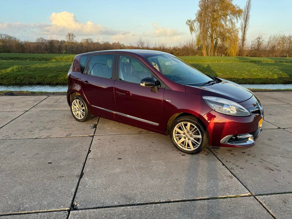 Renault Megane Scénic 1.2 TCE 85KW 2016 Rood/bose/leder, Voorwielaandrijving, 1295 kg, 4 cilinders, Origineel Nederlands