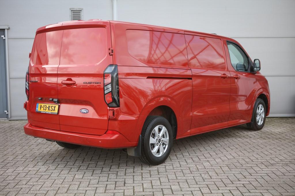Ford Transit Custom 320 2.0 TDCI L2H1 L (bj 2024), Auto's, Bestelauto's, Gebruikt, Euro 6, 4 cilinders, 150 pk