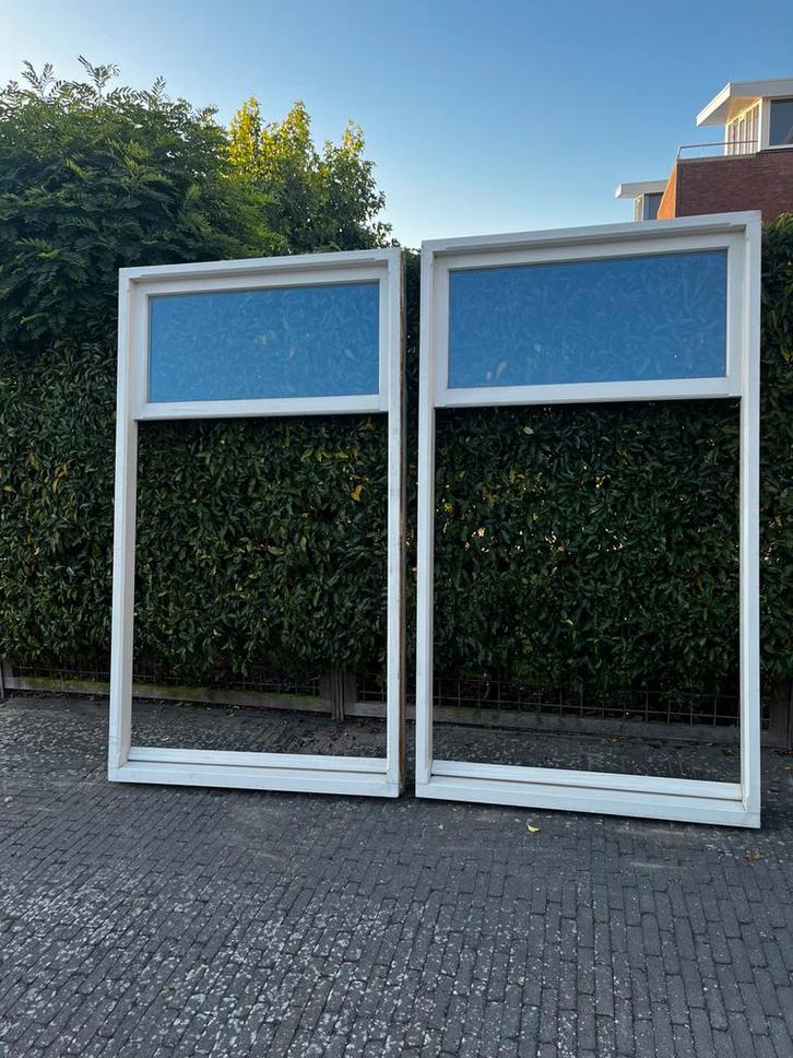 1 merantie kozijn met draaikiep raam 230,5 cm hoog.HR++glas, Doe-het-zelf en Verbouw, Kozijnen en Schuifpuien, Zo goed als nieuw