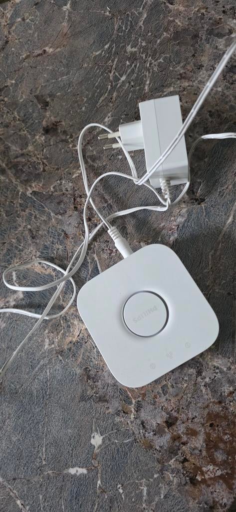 3x Philips Hue Bridge - Zo goed als nieuw, Huis en Inrichting, Ophalen of Verzenden, Zo goed als nieuw