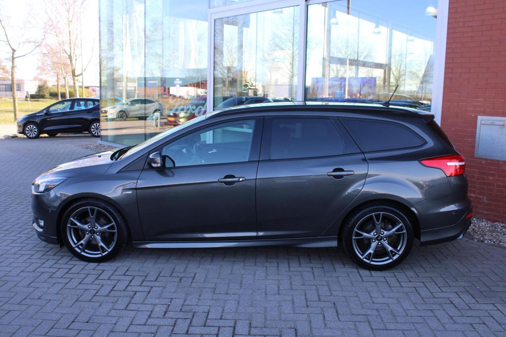 Ford Focus Wagon 1.0 ST-Line | Voorruitverwarming | 18 inch, Gebruikt, Euro 6, Origineel Nederlands, Handgeschakeld