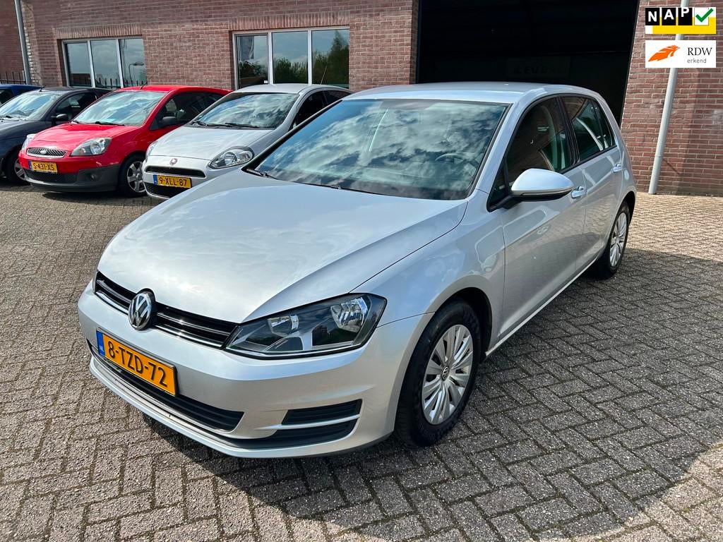 Volkswagen Golf 1.2 TSI Trend Edition // 91.000 km NAP !, Voorwielaandrijving, Gebruikt, 4 cilinders, 610 kg