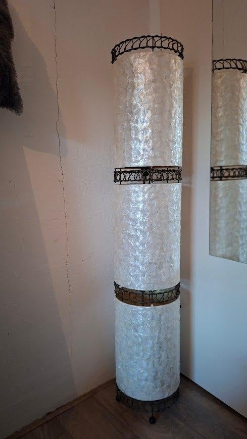 Vintage Staande Lamp Ellips met parelmoer schelpen, Huis en Inrichting, Ophalen, Gebruikt, Overige materialen, 150 tot 200 cm